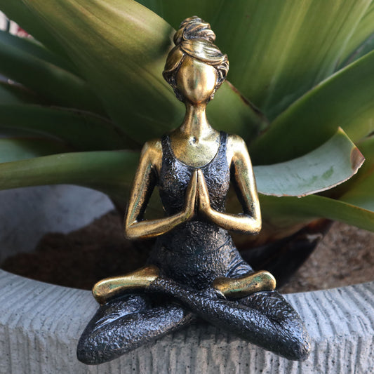 Yoga Lady Figure - Χρυσό & Μάυρο 24cm