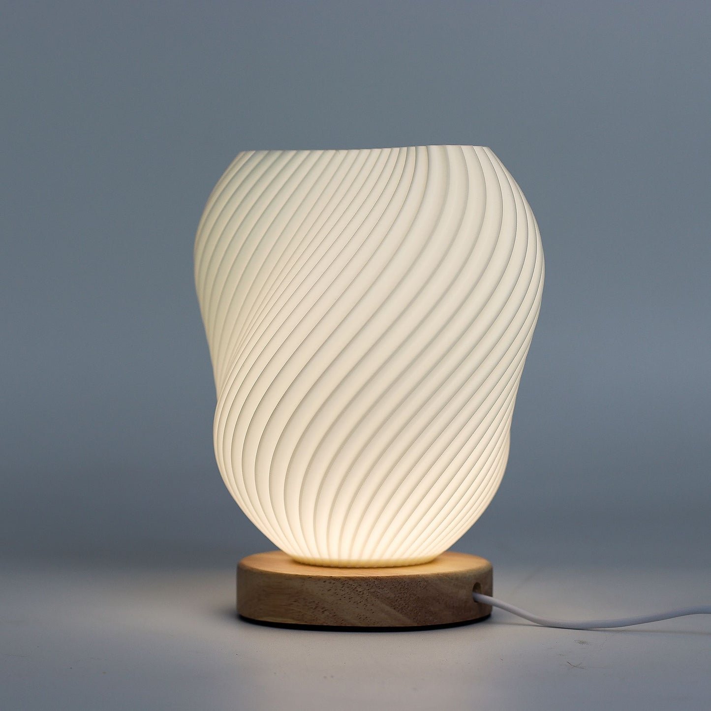 New Wave Lamp – Shell Twisted