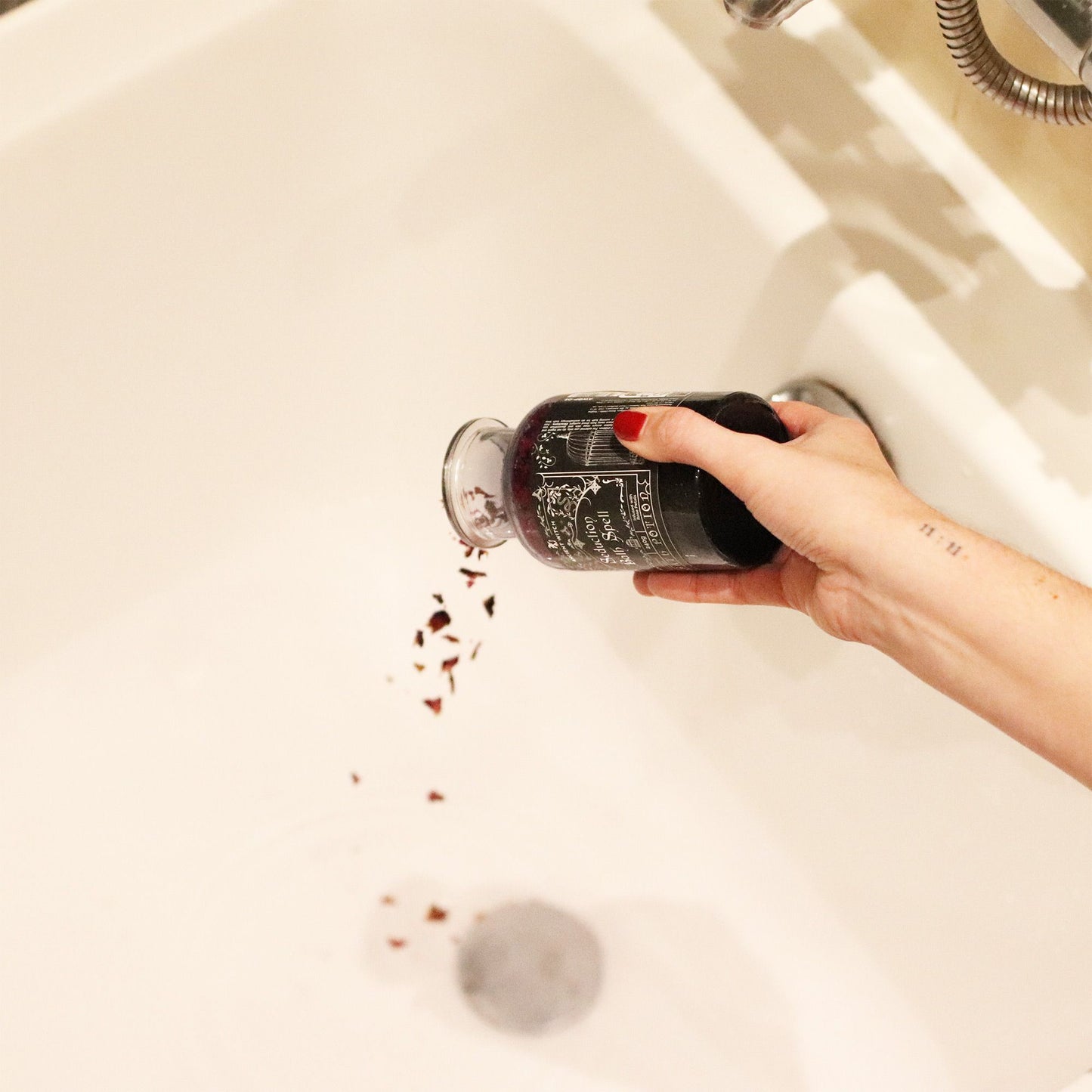 Ancient Witch Bath Spell Potion Seduction | Άλατα Μπάνιου με Αμέθυστο